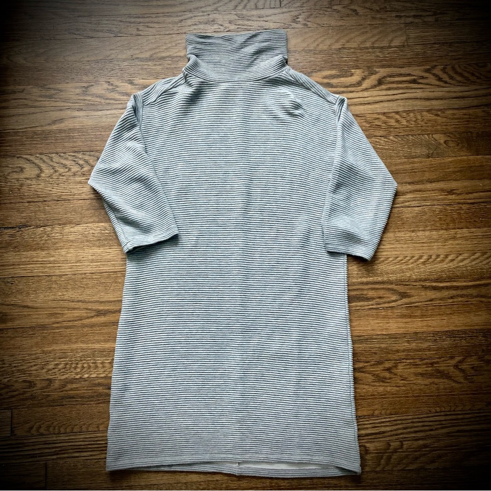 LOFT Gray Mock Neck Sweater Dress, size MP